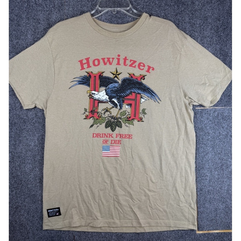 Howitzer Men's Short Sleeve T-Shirt Drink Free Or Die Patriot MFG Size L Tan